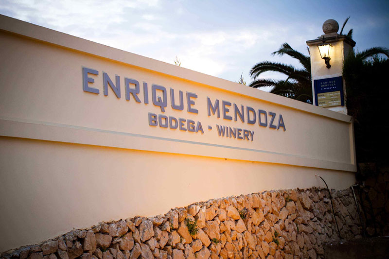 Enrique Mendoza